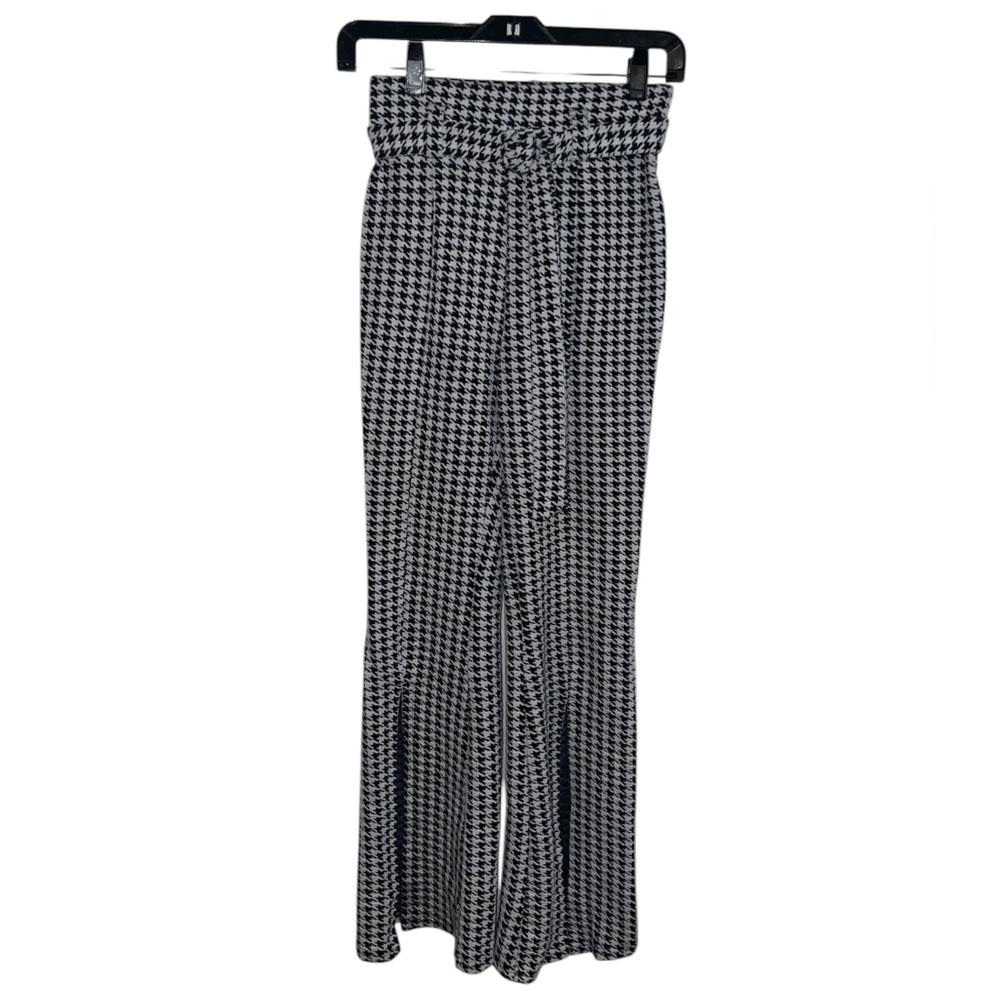 Redberry Fashion Houndstooth print wide leg pants